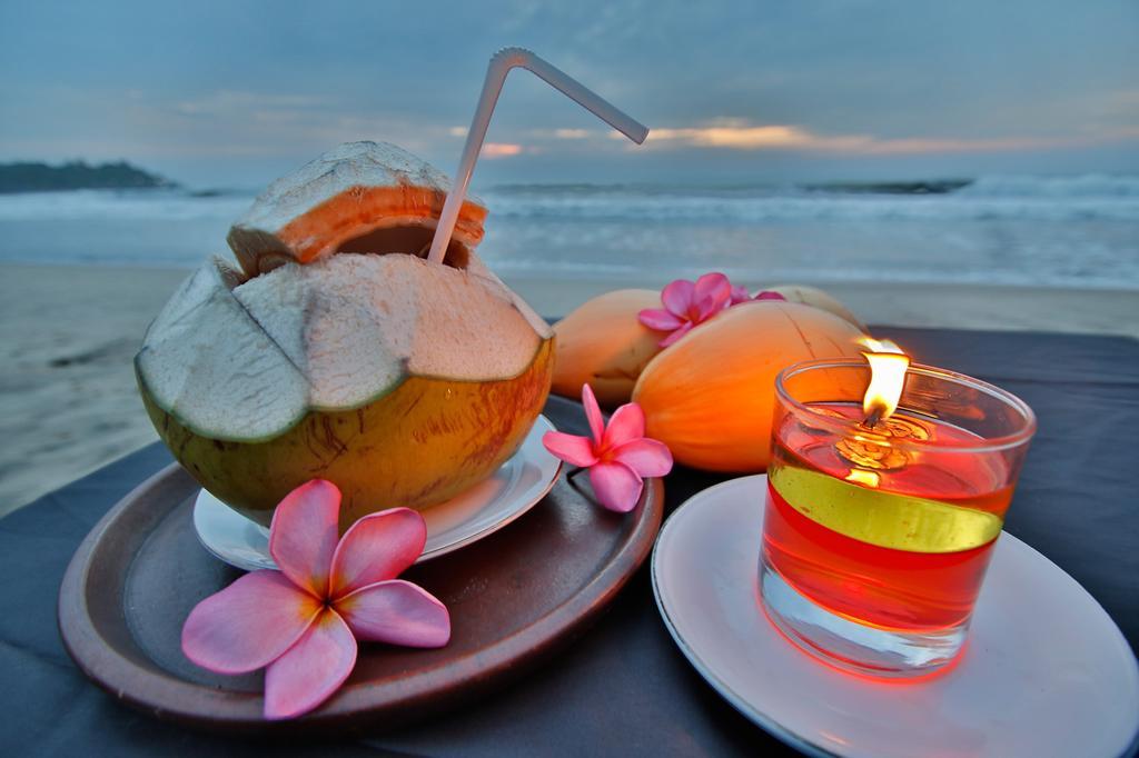 The Jayakarta Anyer Hotel Exterior foto