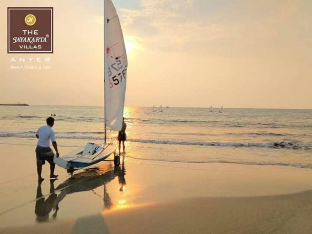 The Jayakarta Anyer Hotel Exterior foto
